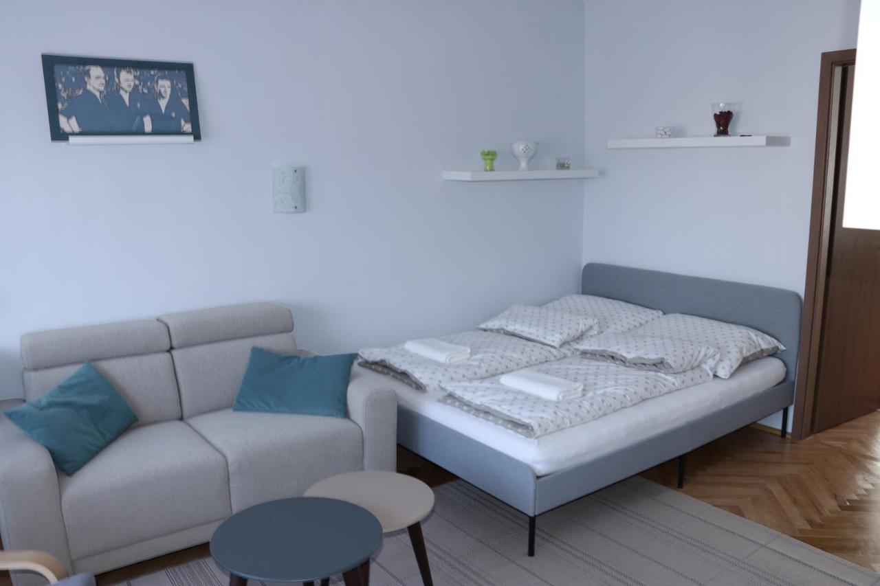 Апартаменти Petofi Apartman Сегед Екстер'єр фото