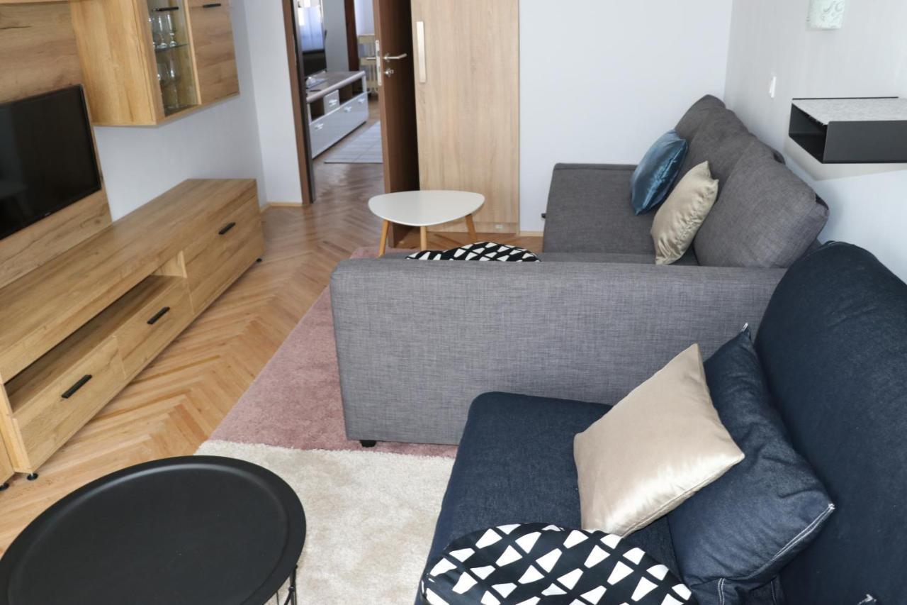 Апартаменти Petofi Apartman Сегед Екстер'єр фото